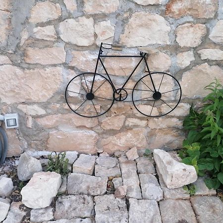 فندق Oasi Di Campagna موديكا المظهر الخارجي الصورة