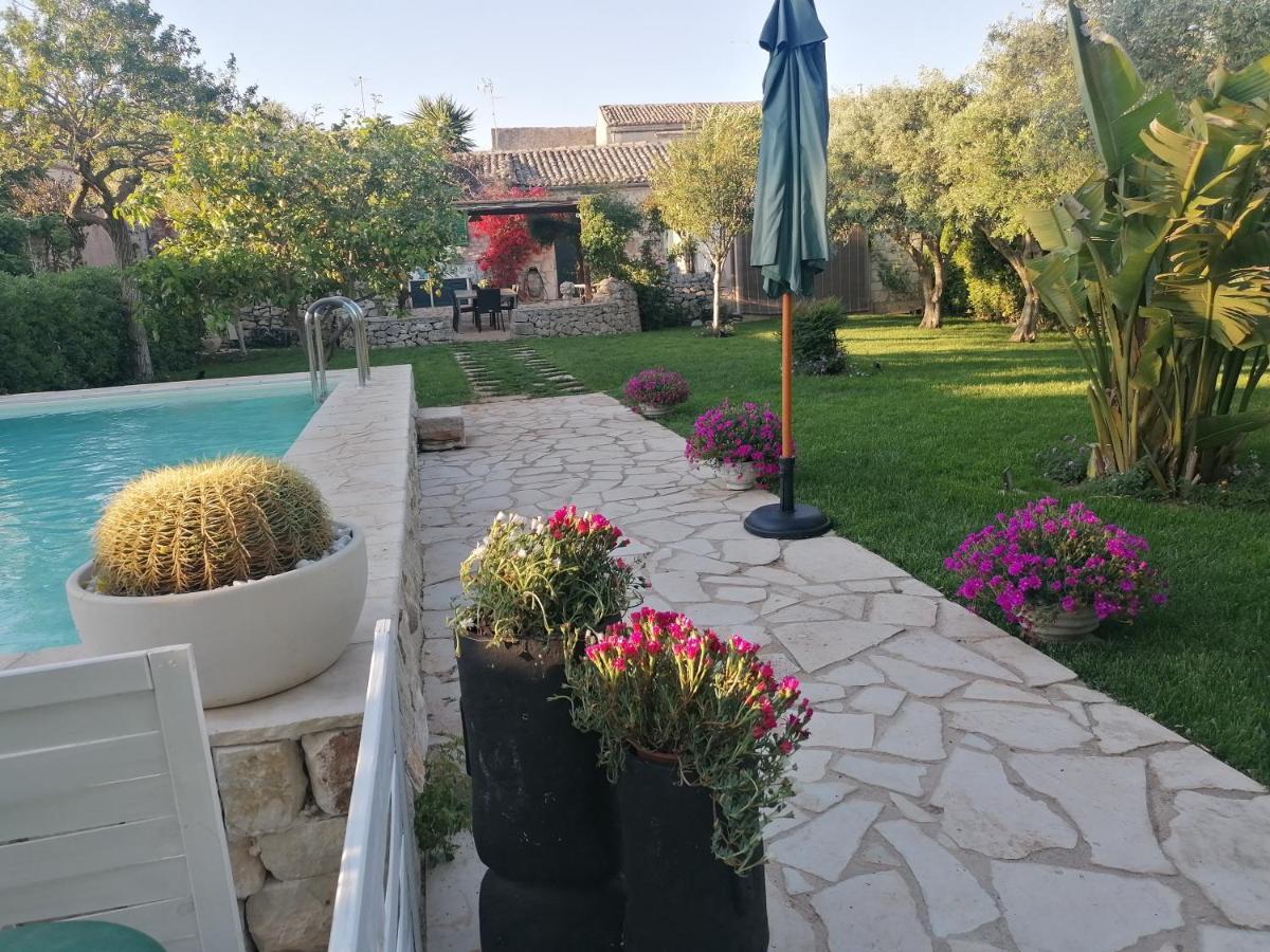فندق Oasi Di Campagna موديكا المظهر الخارجي الصورة